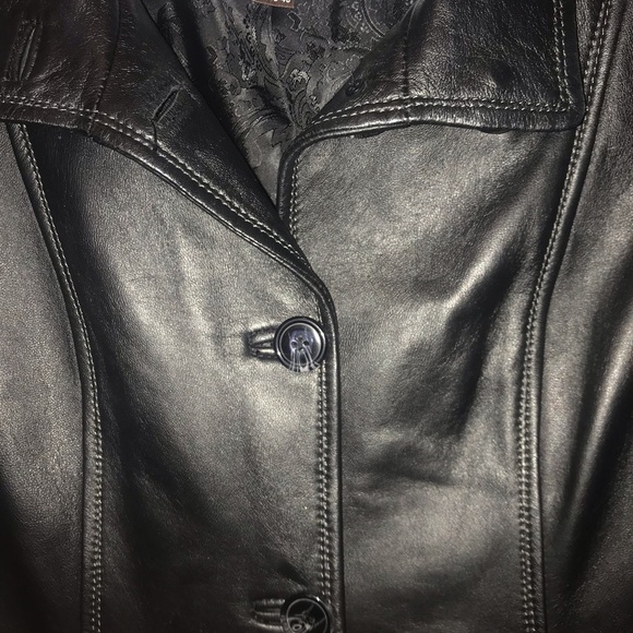 Danier leather black button up jacket coat women’s xs with pockets vintage 2000s - Picture 2 of 5